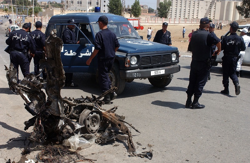 Un des nombreux attentats commis en Algérie par les hordes terroristes islamistes. New Press